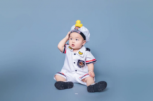 白银宝宝有点低烧怎么办 白银宝宝有点低烧怎么办